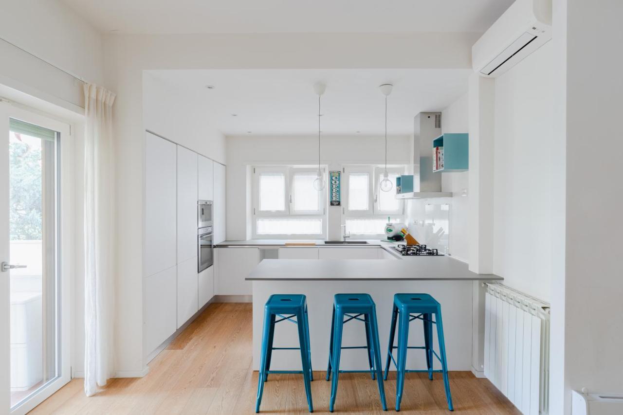 רומא Stupendo Appartamento In Quartiere Residenziale מראה חיצוני תמונה