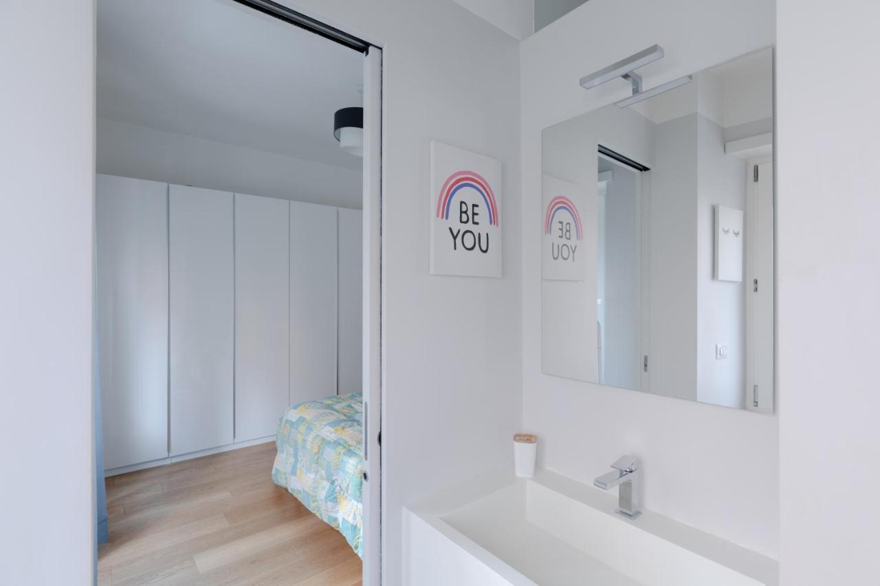 רומא Stupendo Appartamento In Quartiere Residenziale מראה חיצוני תמונה